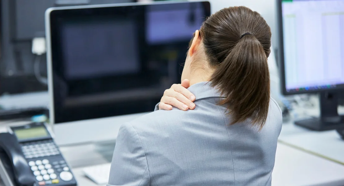 Dores no Ombro e Trabalho no Computador
