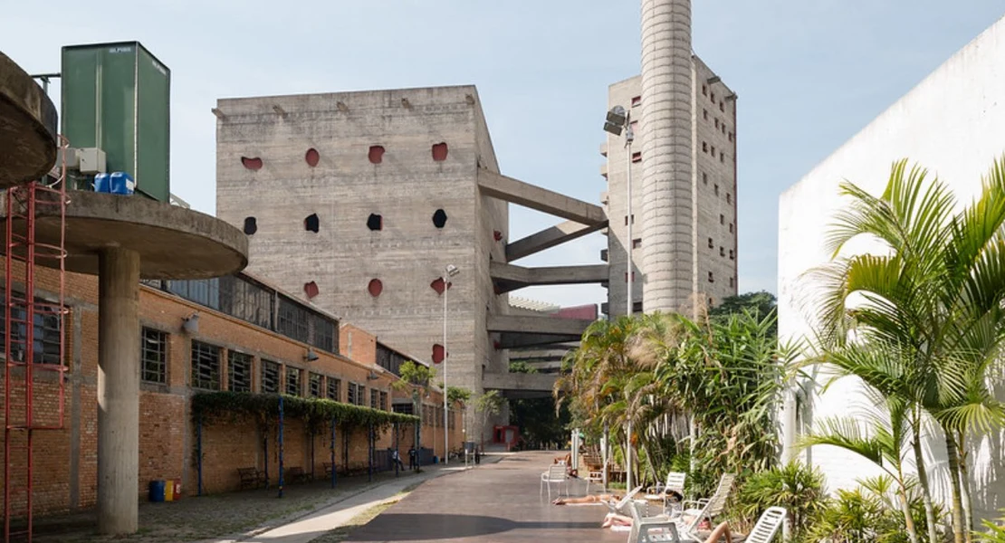 Vista da Pompeia com o SESC ao fundo, bairro da zona oeste de São Paulo próximo à SUORT Clínica Integrada em Perdizes